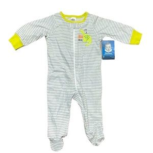Gerber 6-9 M baby pajamas with zipper new with tag